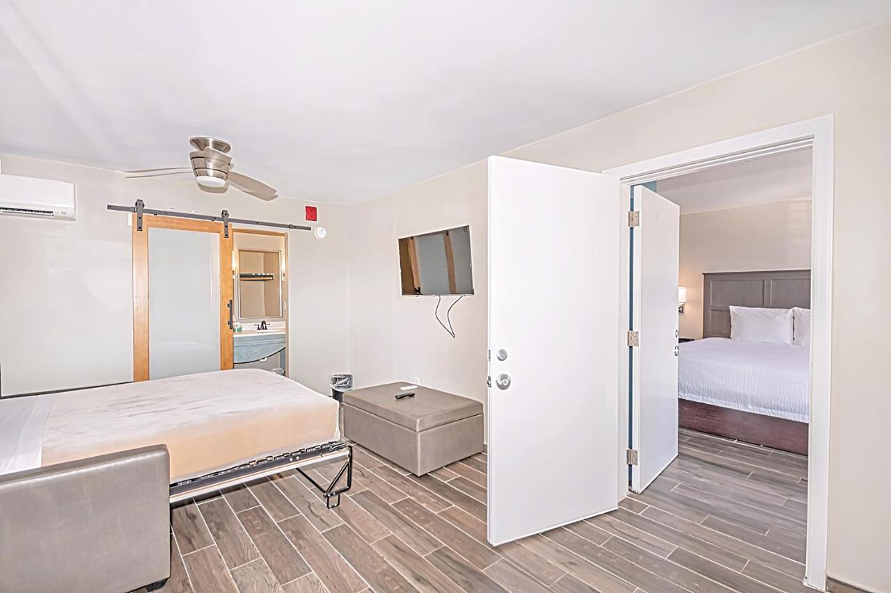 טלהאסי Seven Hills Suites I-10 מראה חיצוני תמונה